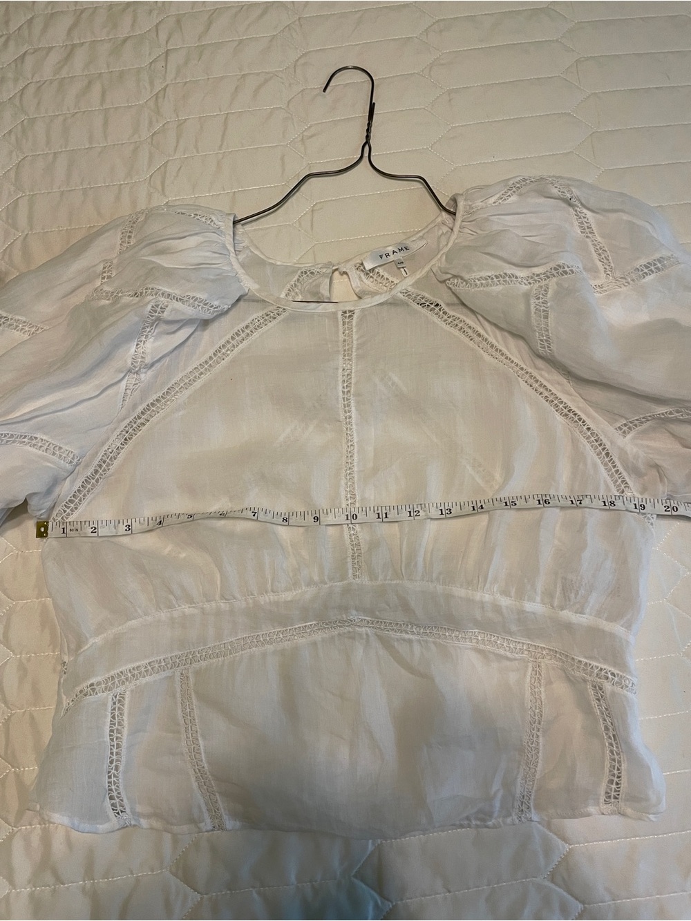 FRAME Inset Lace Puff Sleeve Top Large - Picture 7 of 8